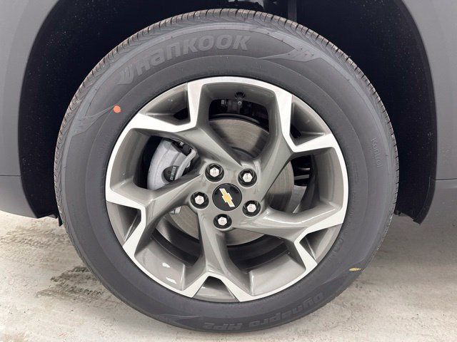 New 2026 Chevrolet Trax LT w/ Sunroof Package FWD image 37