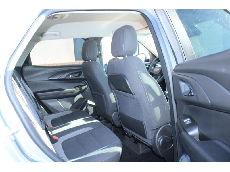 Used 2024 Chevrolet TrailBlazer LS w/ LS Convenience Package image 11