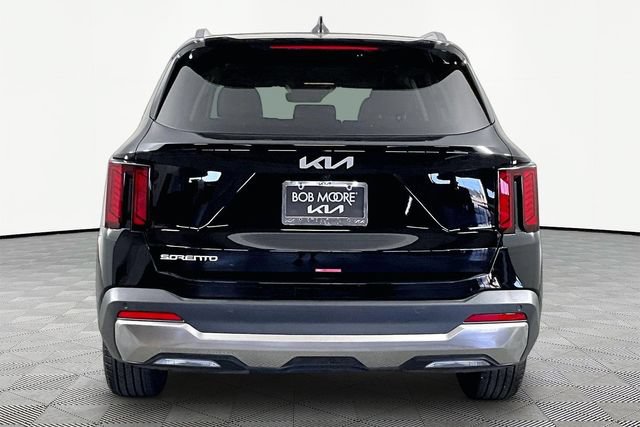 Certified 2026 Kia Sorento S w/ S Panoramic Sunroof Package FWD image 5