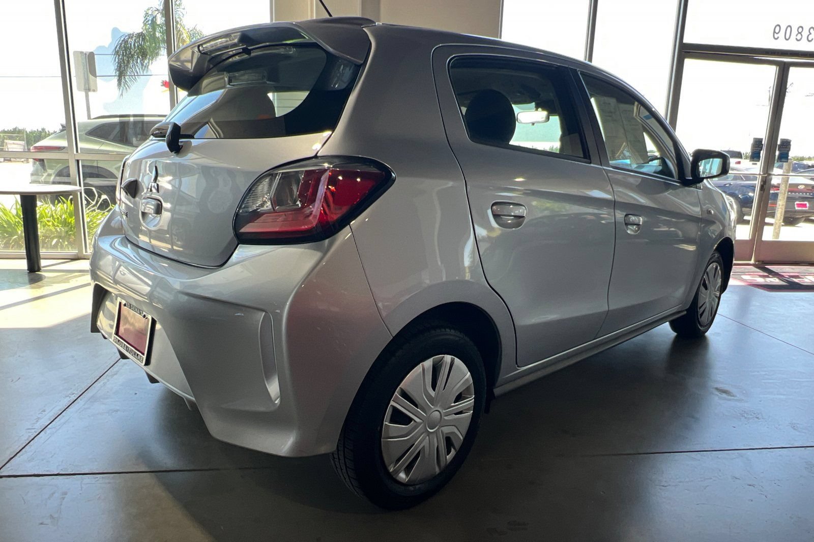 Used 2024 Mitsubishi Mirage ES FWD image 4