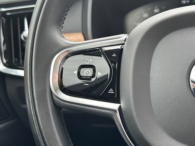 Used 2020 Volvo S90 T6 Inscription w/ Protection Package Premier AWD/4WD image 27