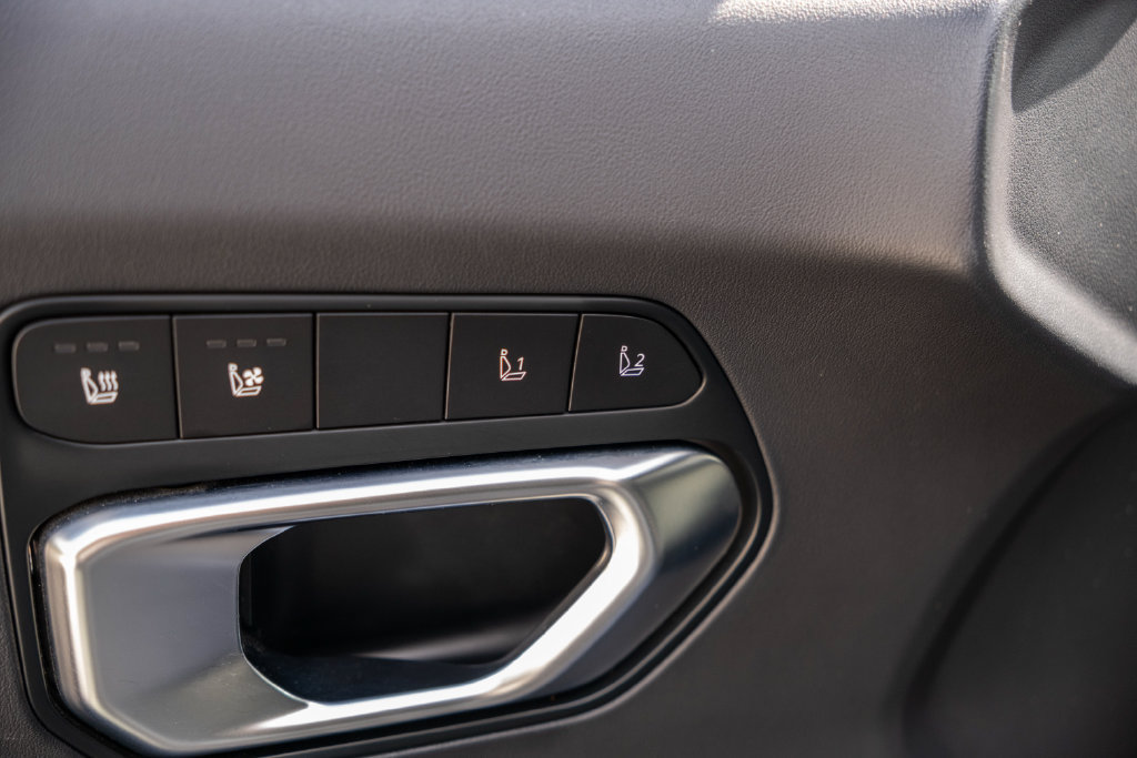 Used 2025 Kia K4 GT-Line w/ GT-Line Premium Package FWD image 13