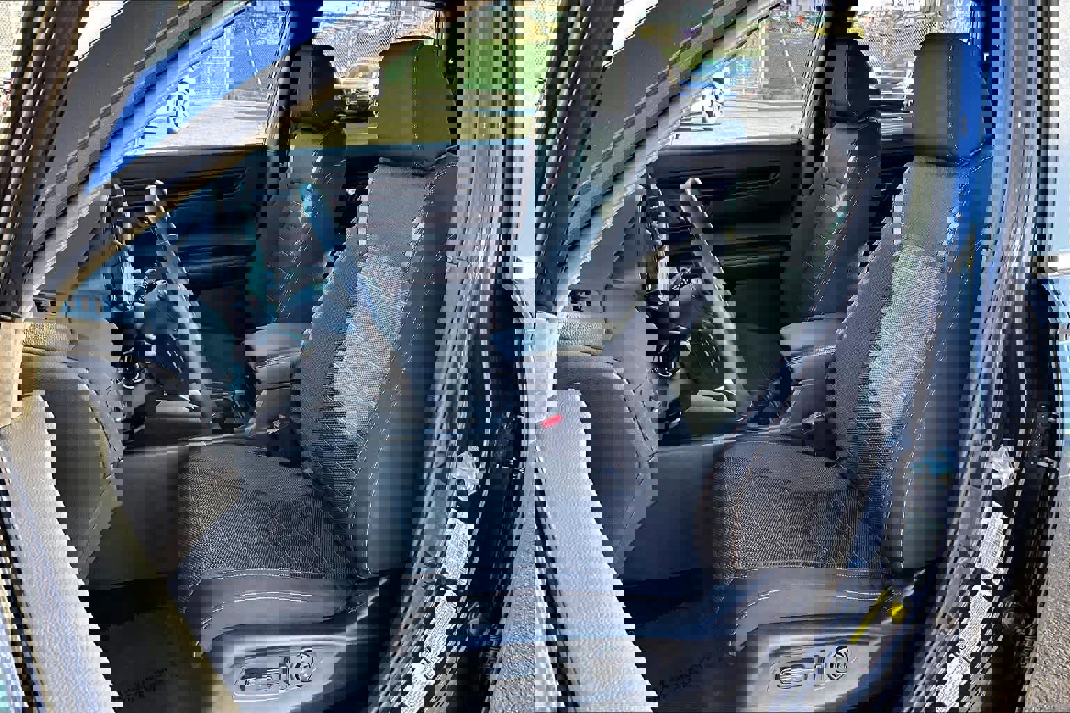 Used 2023 Honda CR-V Sport image 8