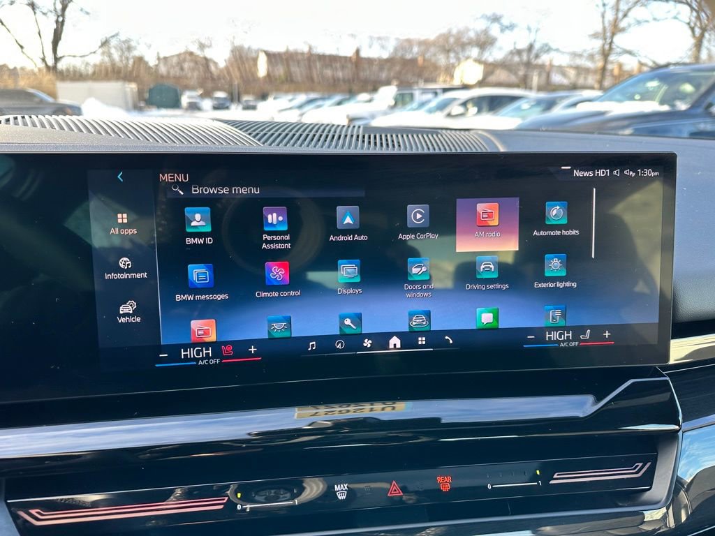 Used 2025 BMW 530i xDrive 530i xDrive w/ Premium Package image 24