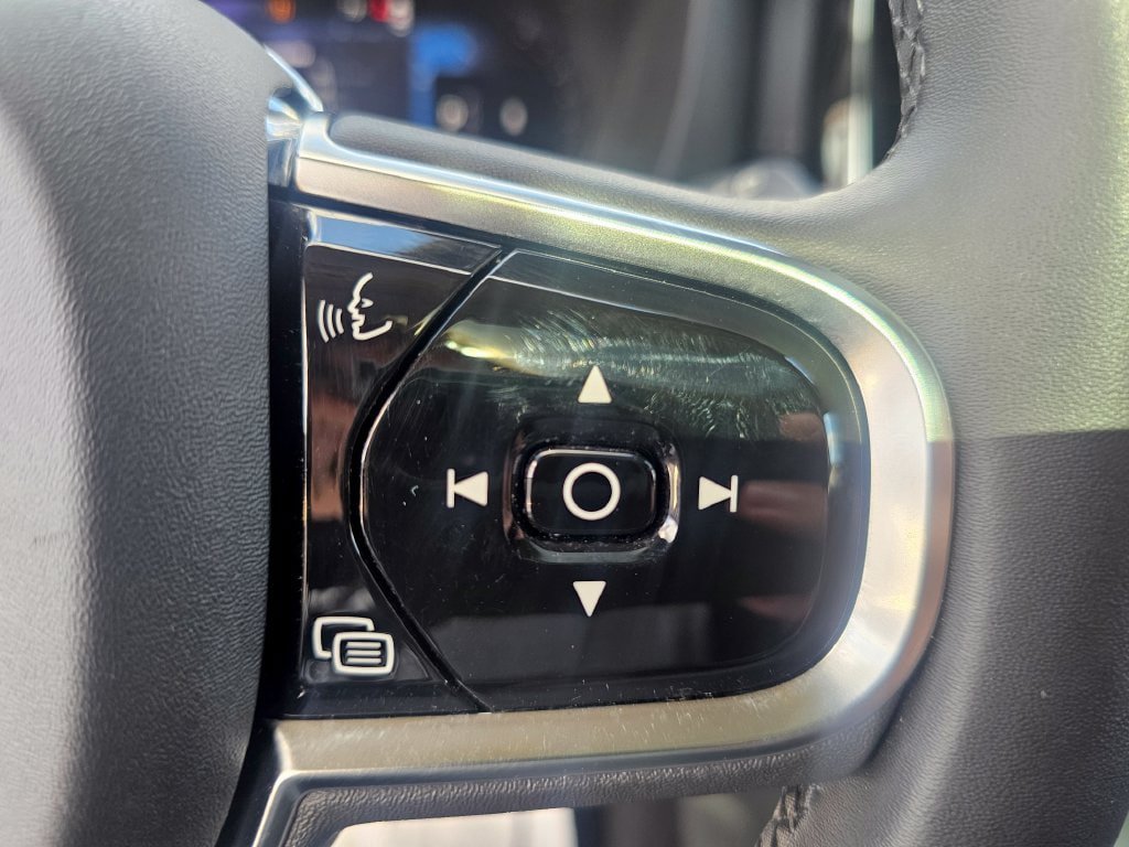 Certified 2024 Volvo XC60 B5 Ultimate w/ Climate Package AWD/4WD image 42