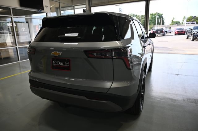 New 2027 Chevrolet Equinox LT w/ Convenience Package II FWD image 6
