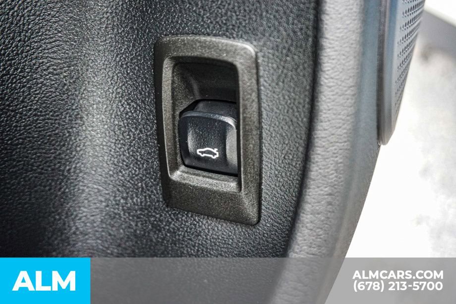 Used 2025 BMW i4 eDrive40 image 50