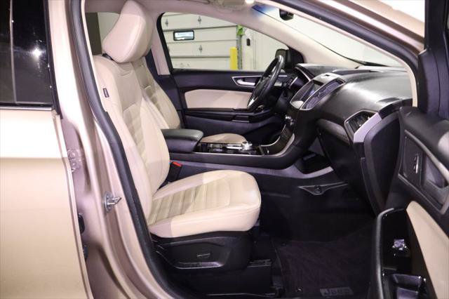 Used 2020 Ford Edge SEL w/ Convenience Package FWD image 30