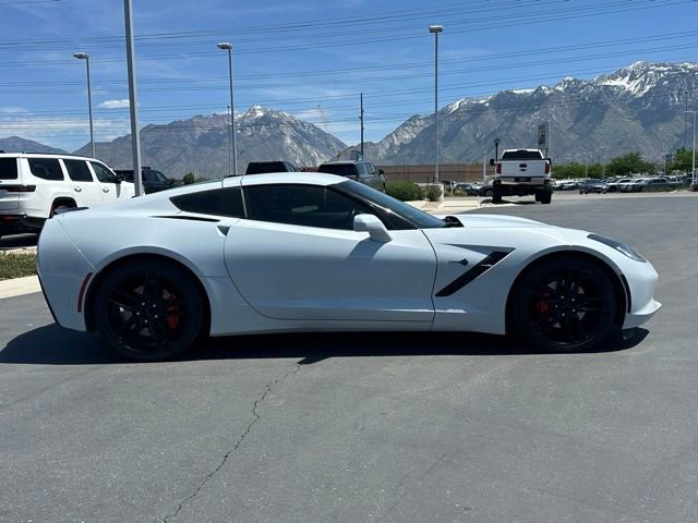 Used 2019 Chevrolet Corvette Stingray Coupe w/ Carbon Flash Badge Package RWD image 24