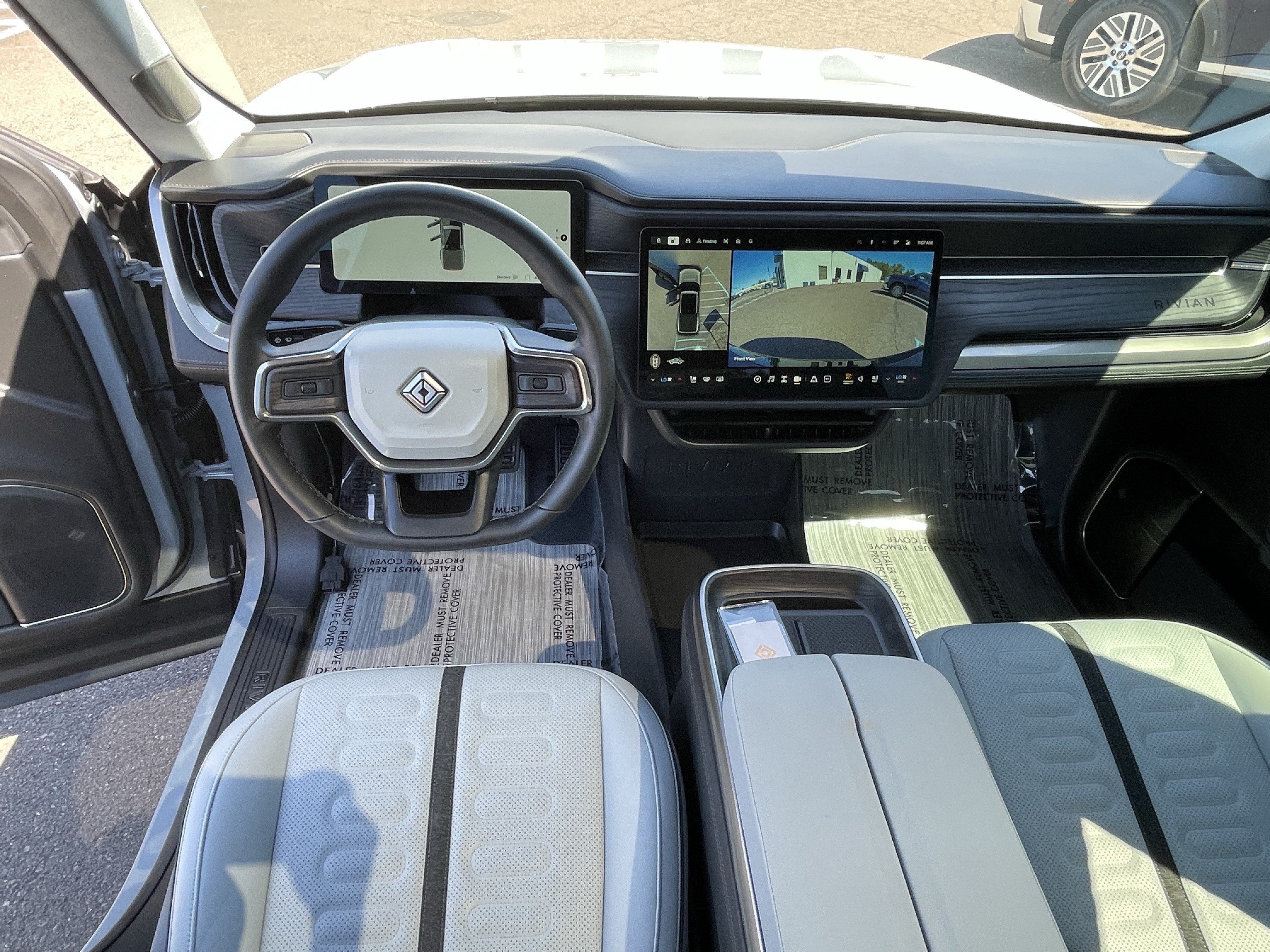 Used 2025 Rivian R1T Adventure AWD/4WD image 13