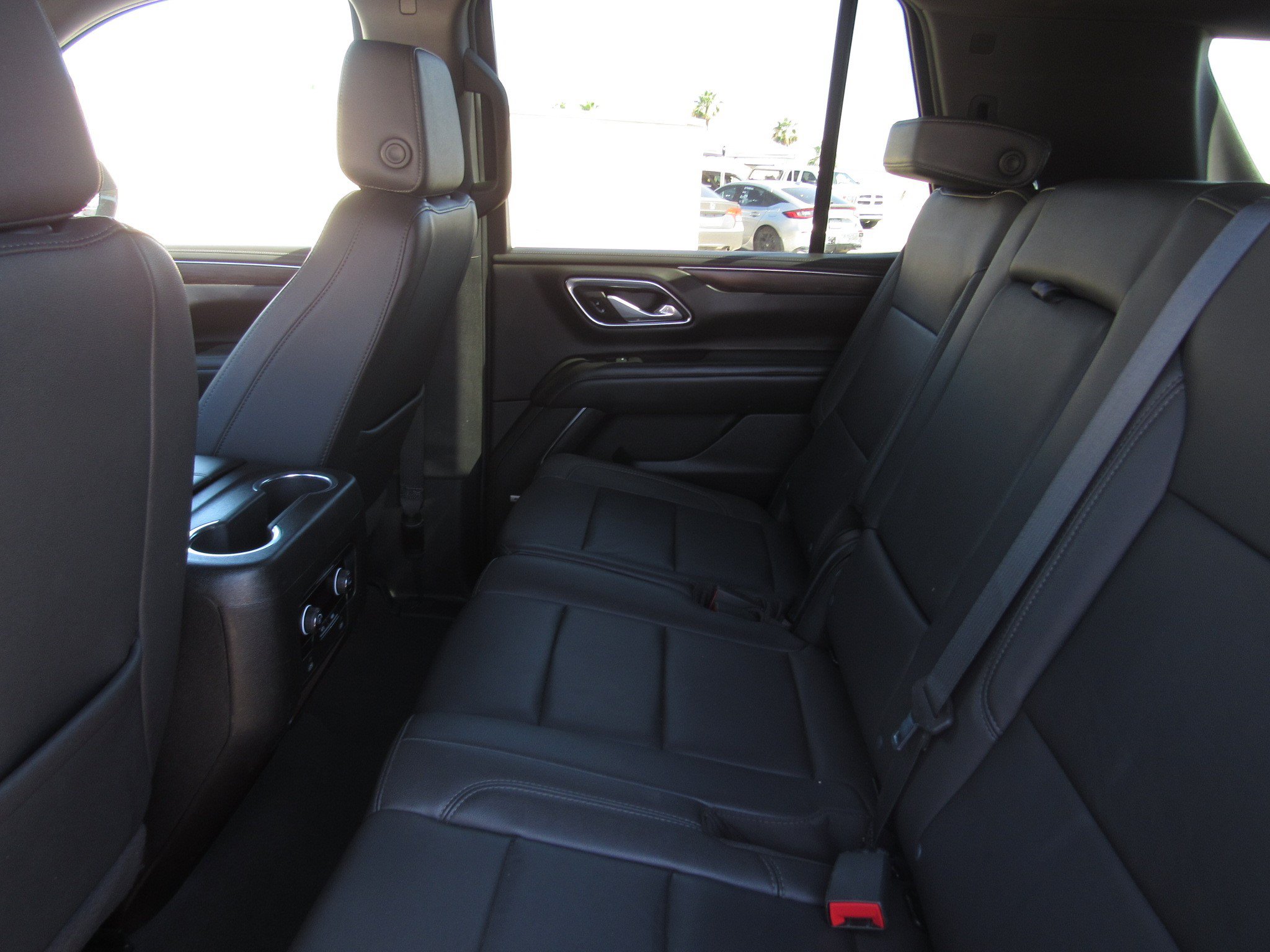 Used 2024 Chevrolet Tahoe LT RWD image 15