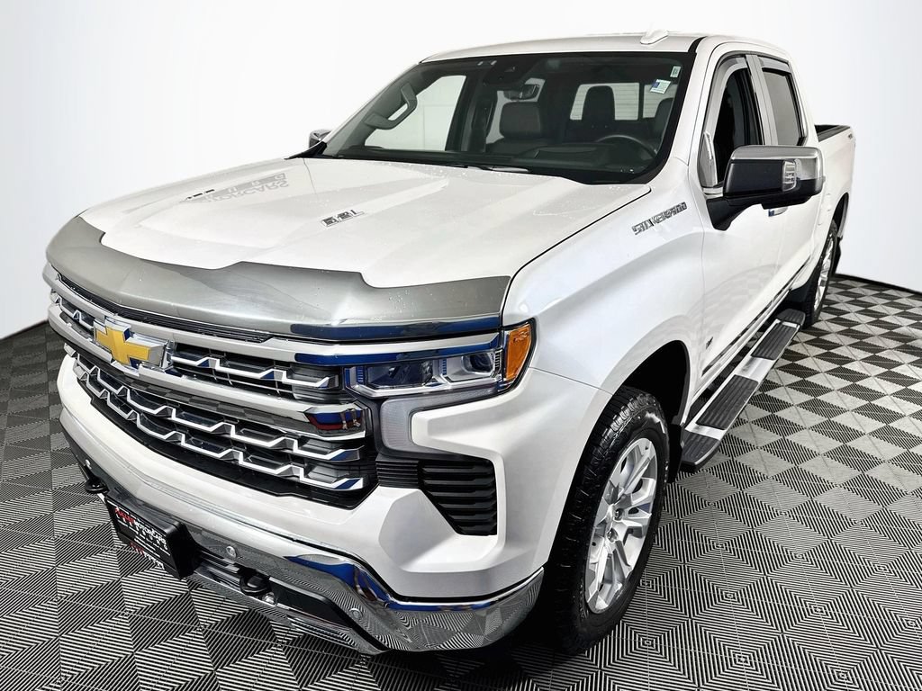 Used 2024 Chevrolet Silverado 1500 LTZ w/ Technology Package AWD/4WD image 3