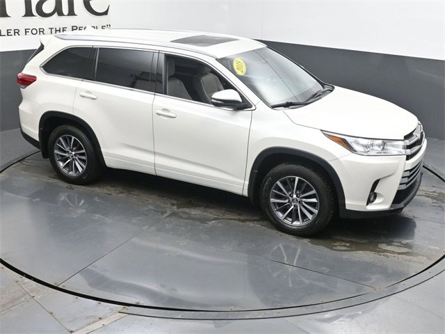 Used 2018 Toyota Highlander XLE image 37