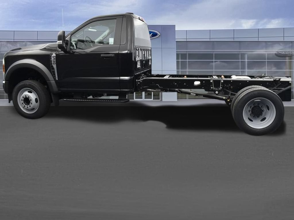 New 2026 Ford F450 XL w/ XL Chrome Package RWD video 2