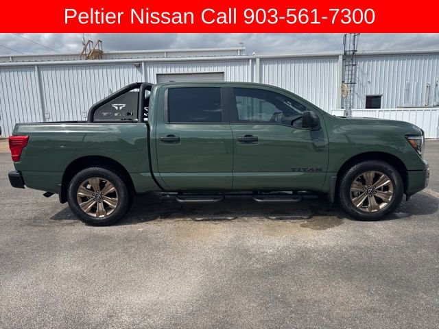 Used 2024 Nissan Titan SV w/ SV Bronze Edition Package image 2