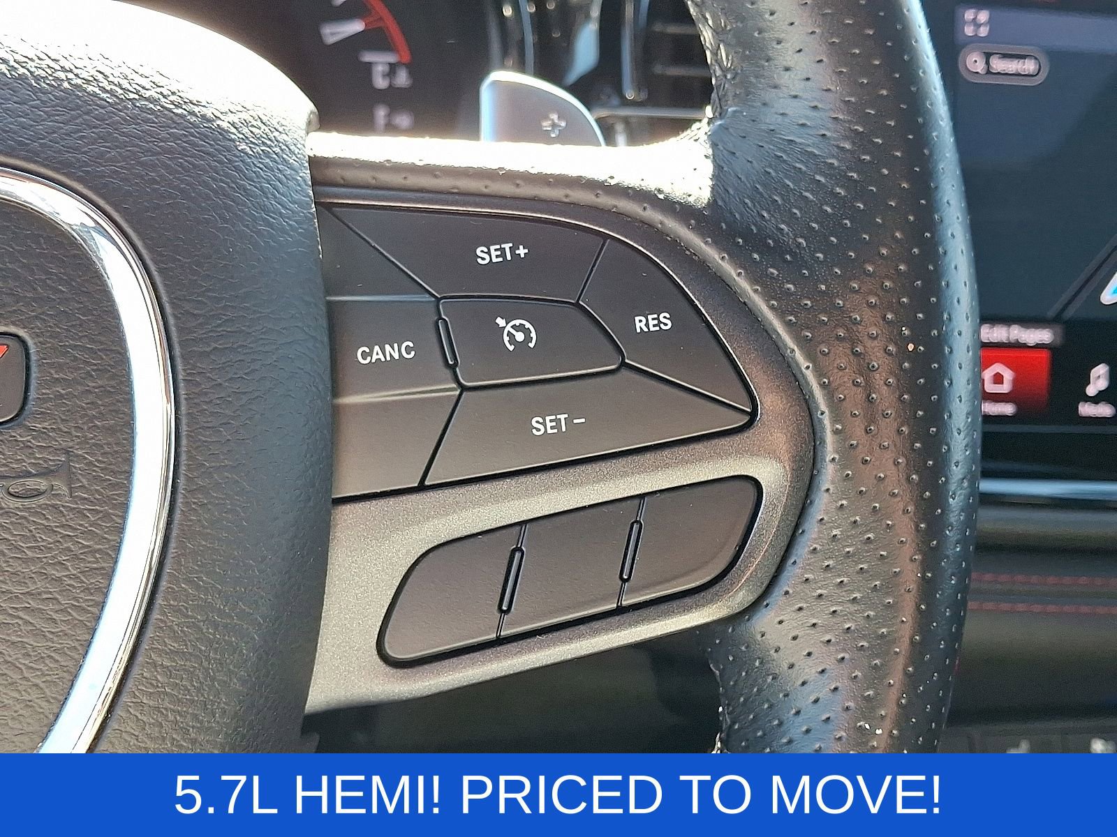 Used 2022 Dodge Durango R/T w/ Blacktop Package image 25