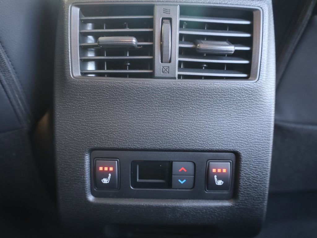 New 2025 Mitsubishi Outlander SEL image 20