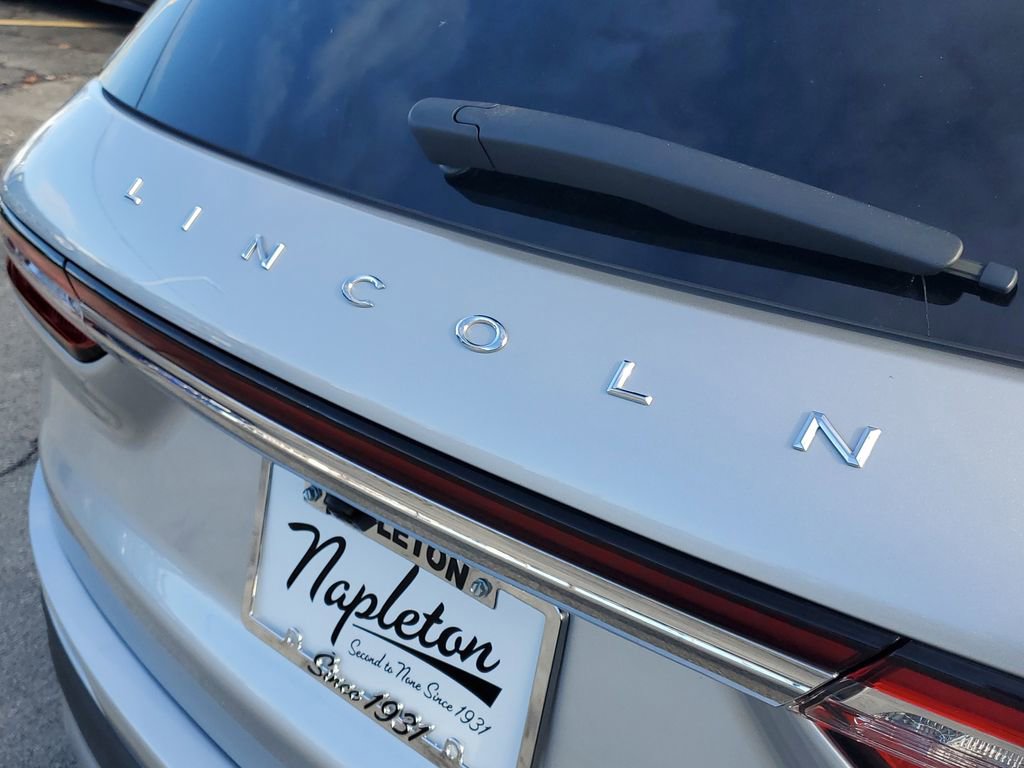 Used 2020 Lincoln Corsair Reserve w/ Equipment Group 201A image 8