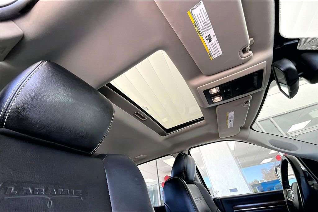 Used 2015 RAM 1500 Laramie w/ Convenience Group image 28