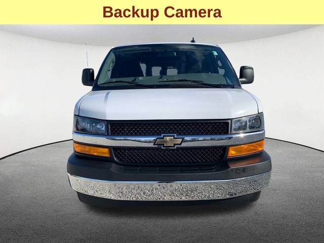 Used 2024 Chevrolet Express 2500 Work Van w/ Driver Convenience Package image 4