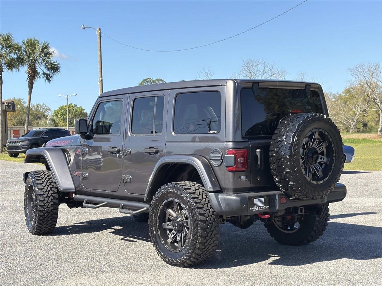 Used 2019 Jeep Wrangler Unlimited Rubicon w/ Advanced Safety Group image 5