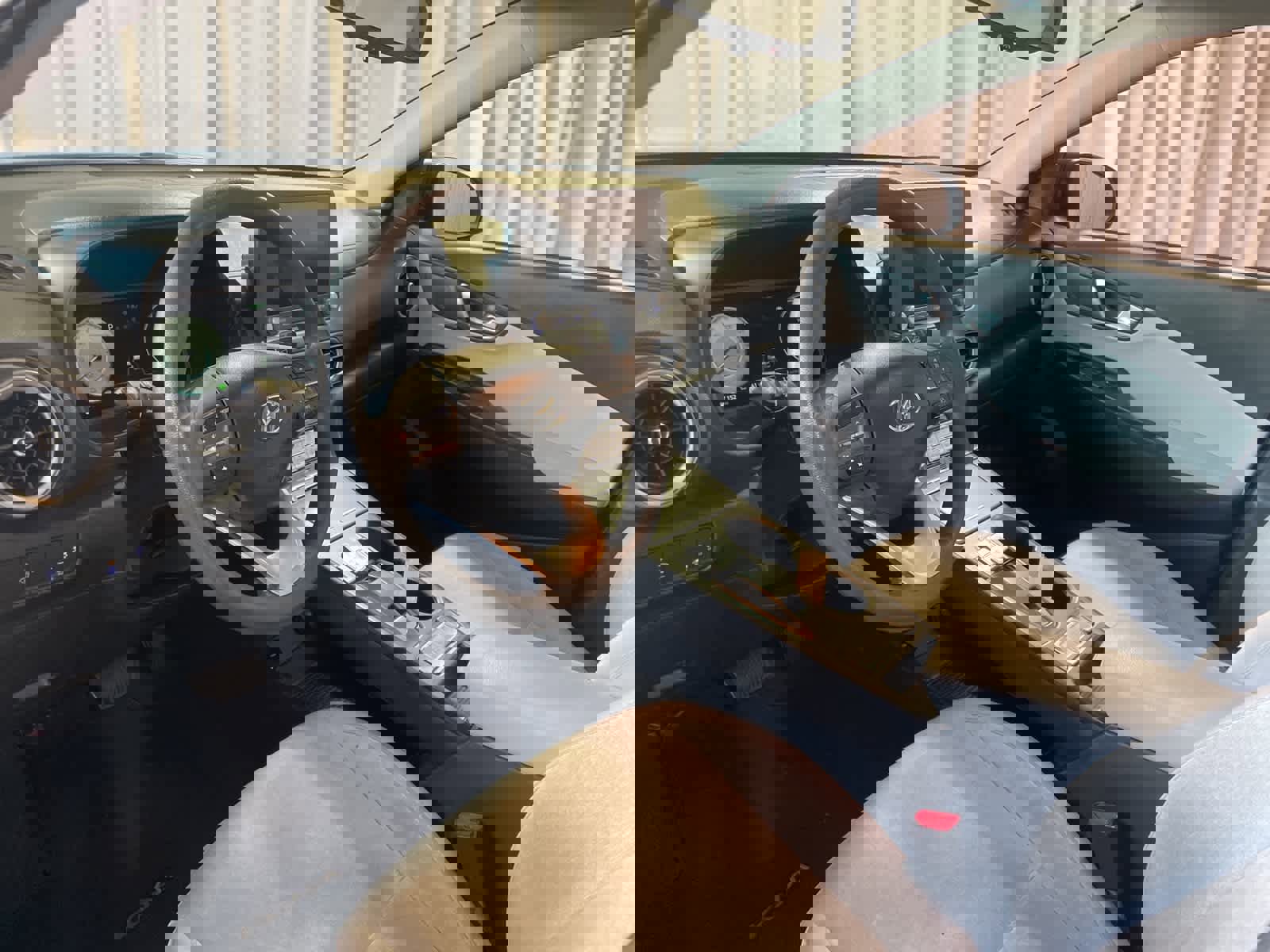 Used 2022 Hyundai Kona SEL image 22