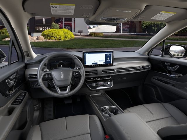 New 2024 Lincoln Corsair Grand Touring w/ Equipment Group 301A AWD/4WD image 9