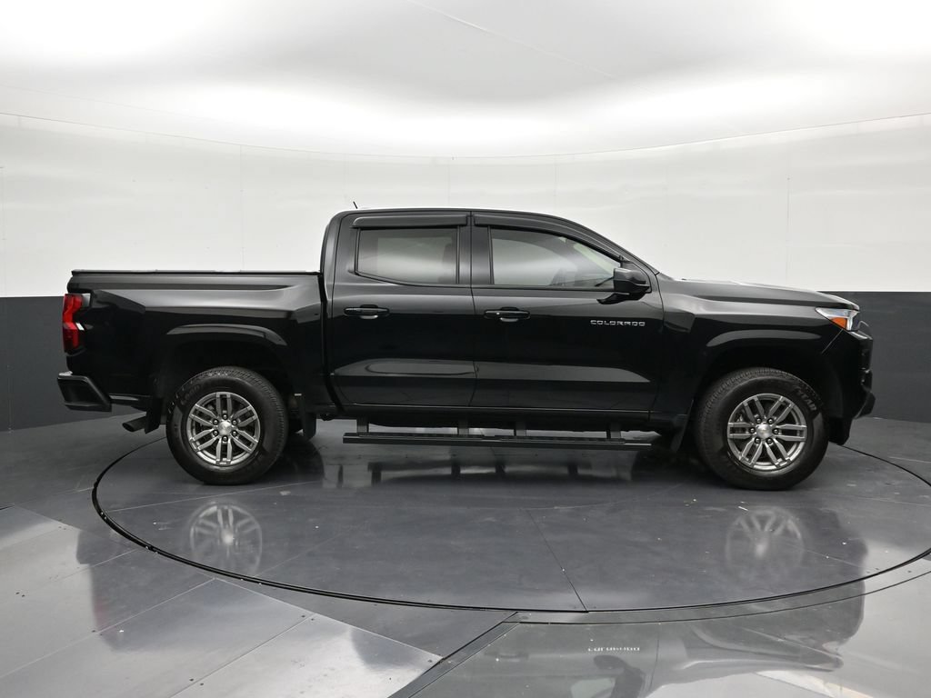 Used 2025 Chevrolet Colorado LT RWD image 6