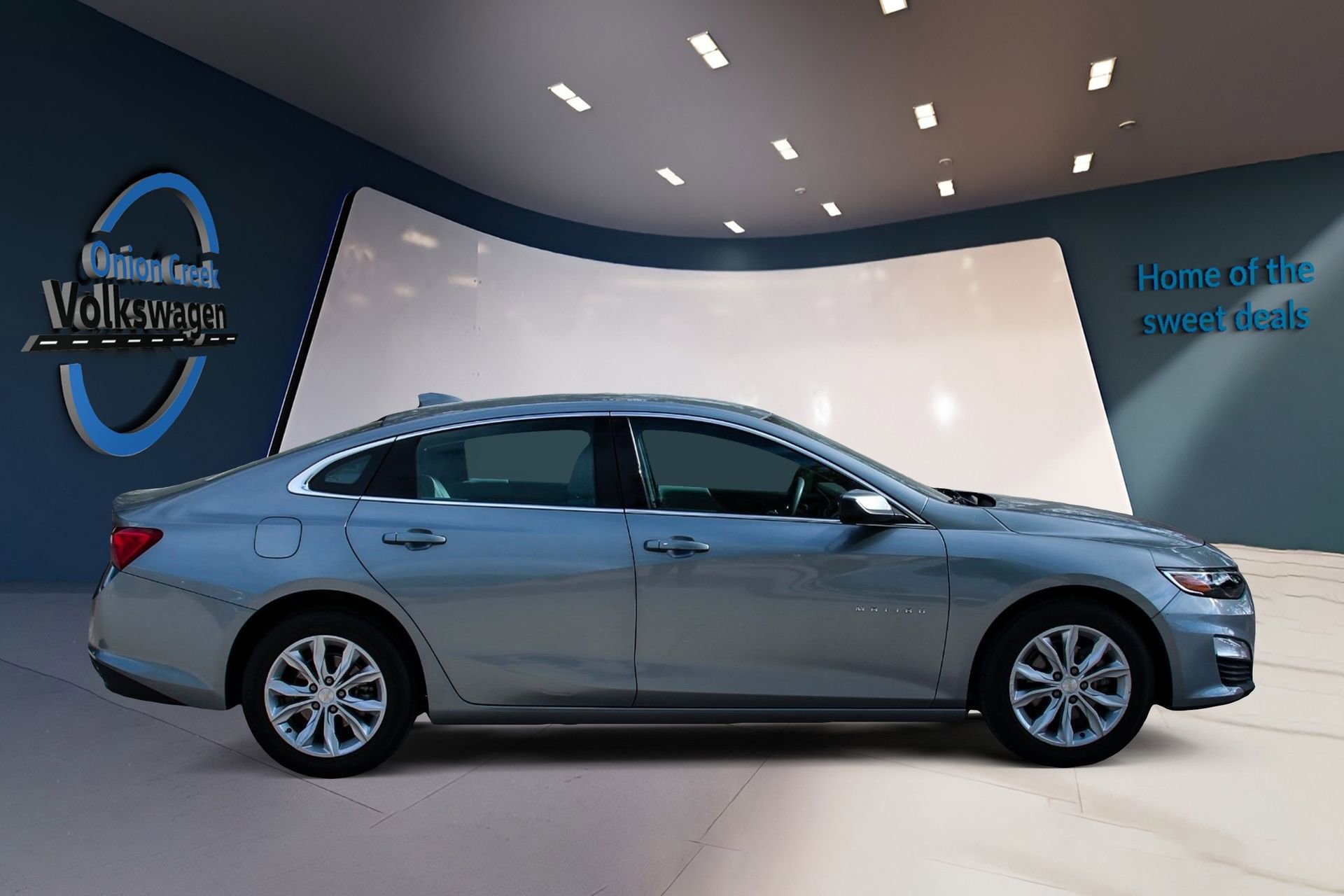 Used 2024 Chevrolet Malibu LT FWD image 4