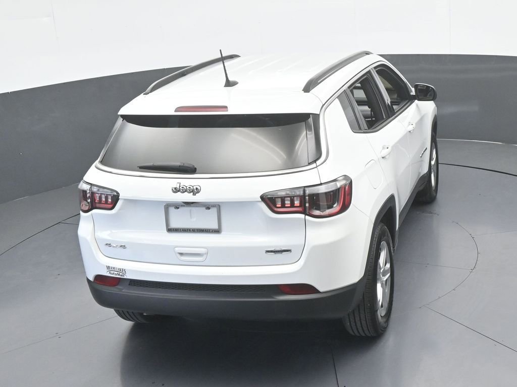 Used 2023 Jeep Compass Latitude AWD/4WD image 46