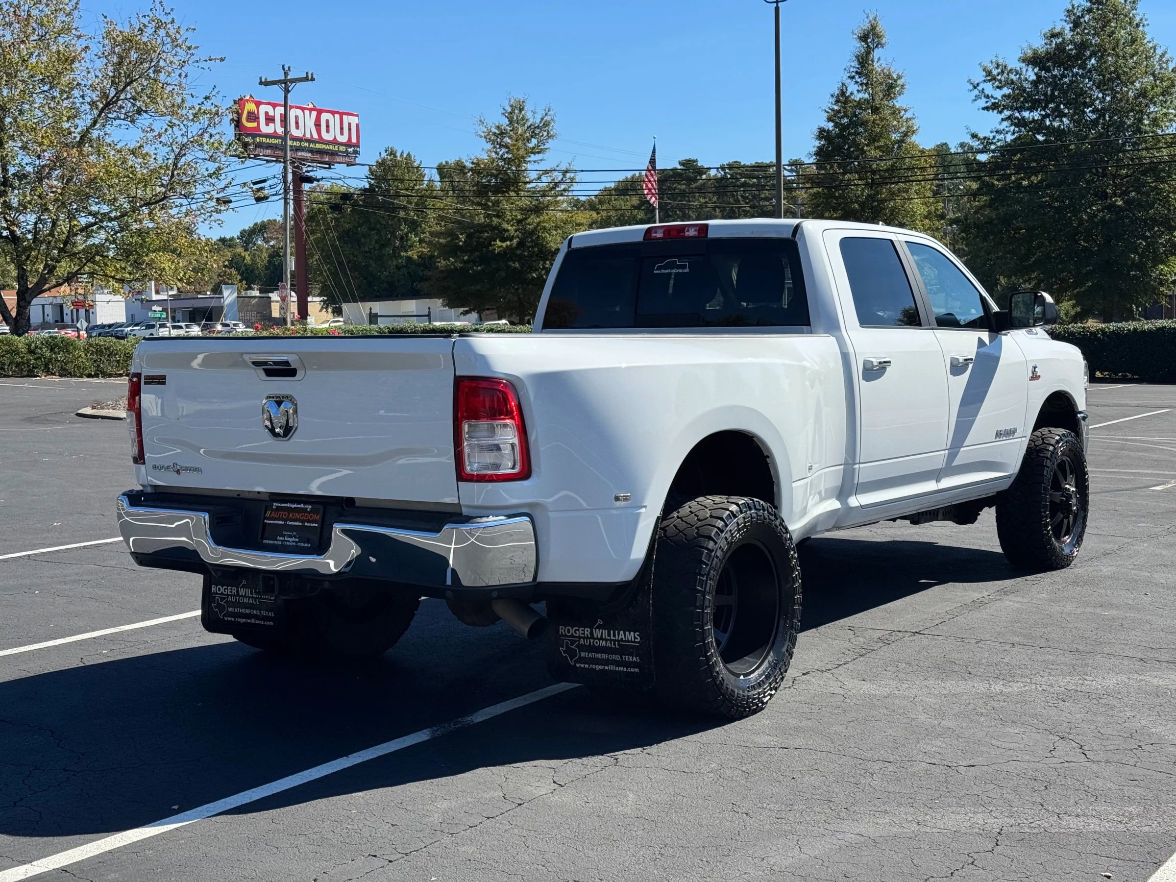 Used 2019 RAM 3500 Lone Star image 6