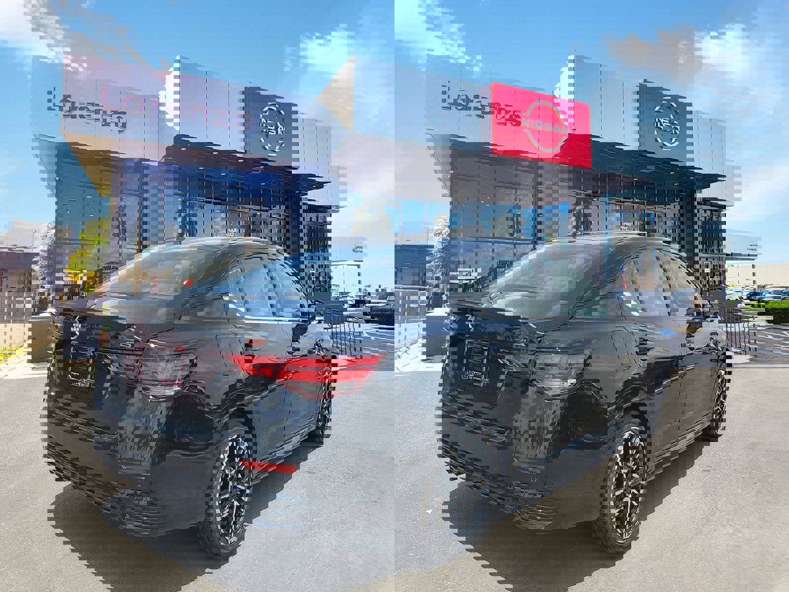 New 2025 Nissan Sentra SR w/ SR Premium Package image 4