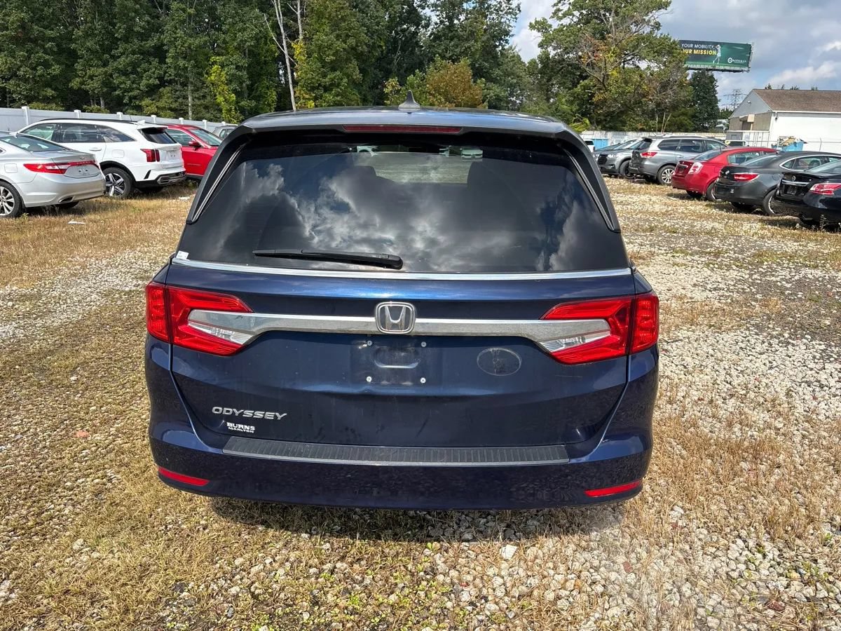 Used 2018 Honda Odyssey EX-L image 3