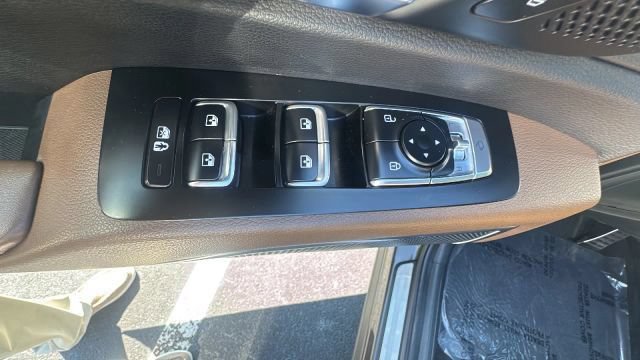 Used 2022 Kia Telluride SX w/ SX Prestige Package AWD/4WD image 16