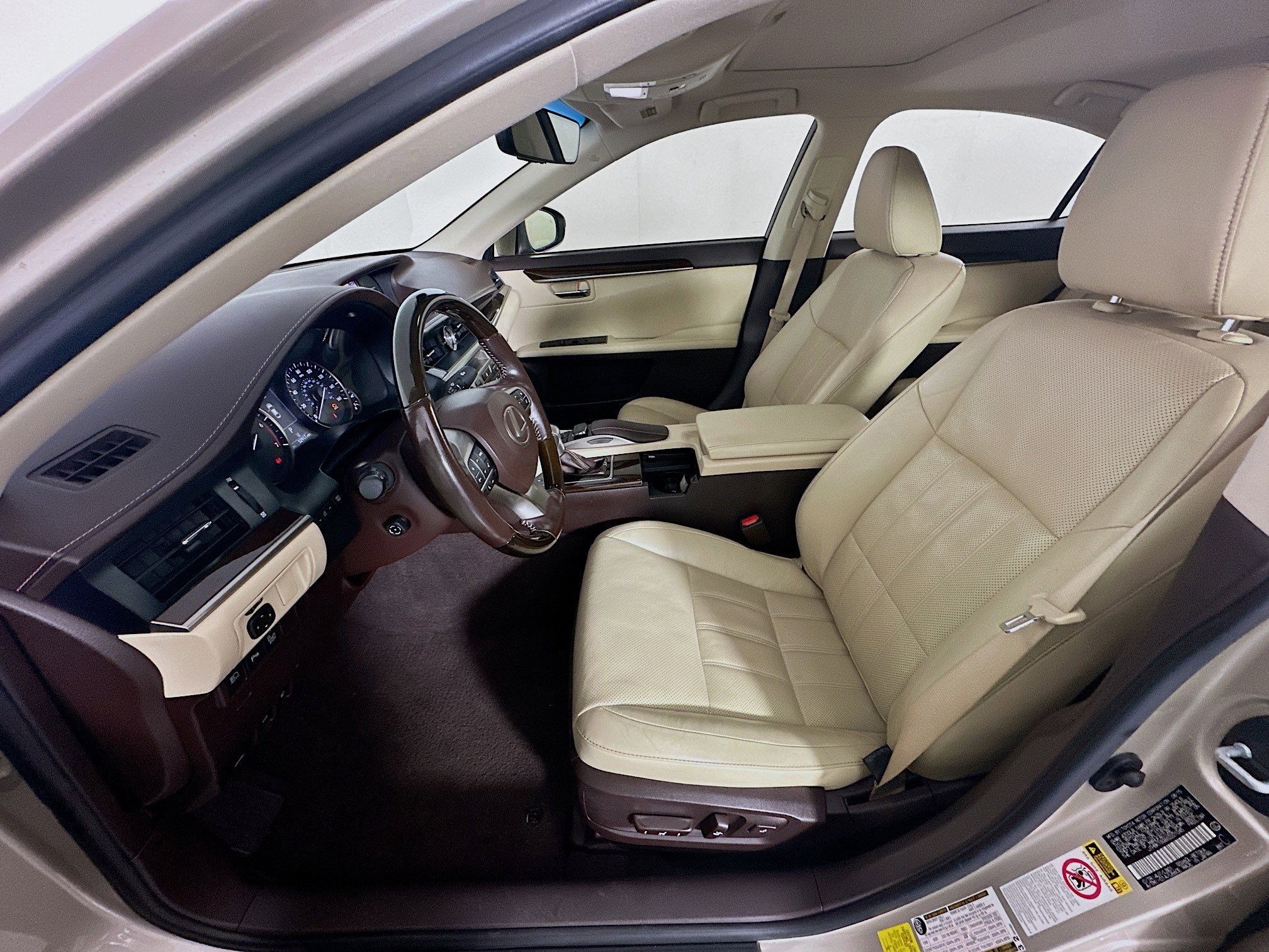 Used 2016 Lexus ES 350 w/ Luxury Package w/Wood Trim FWD image 13