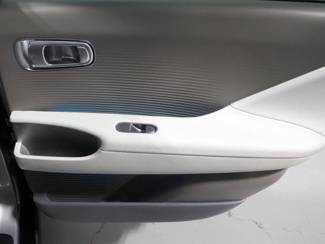 Used 2025 Hyundai Ioniq 6 SEL RWD image 60