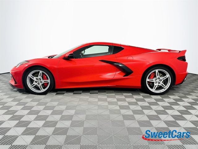 Used 2021 Chevrolet Corvette Stingray Coupe w/ Z51 Performance Package RWD image 4