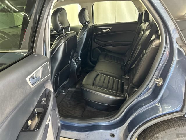 Used 2019 Ford Edge SEL w/ Equipment Group 201A AWD/4WD image 9