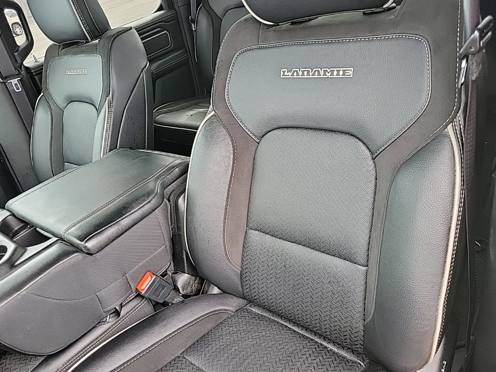 Used 2023 RAM 1500 Laramie AWD/4WD image 12