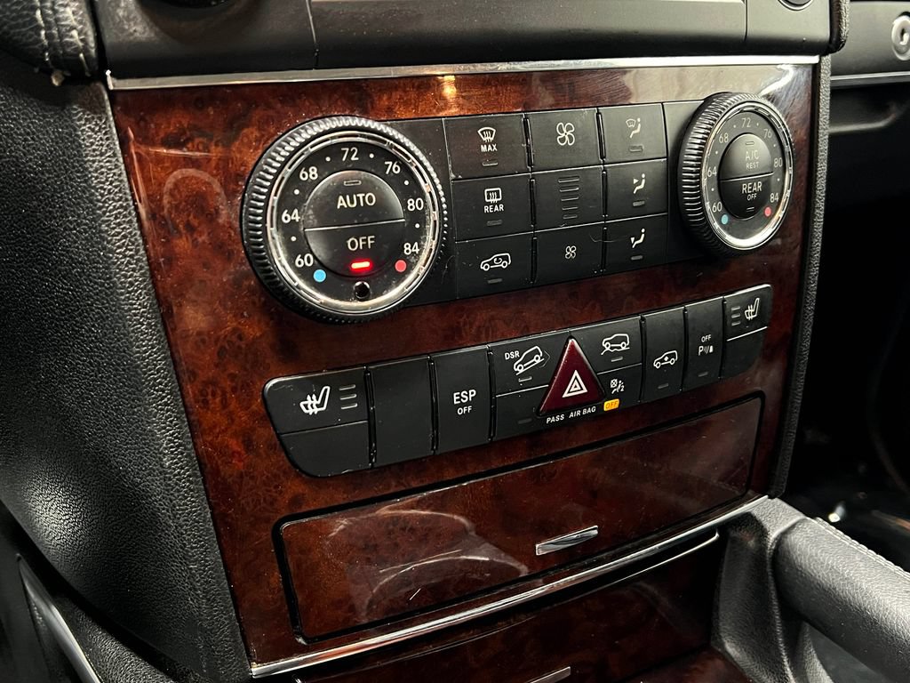 Used 2010 Mercedes-Benz GL 450 4MATIC image 24