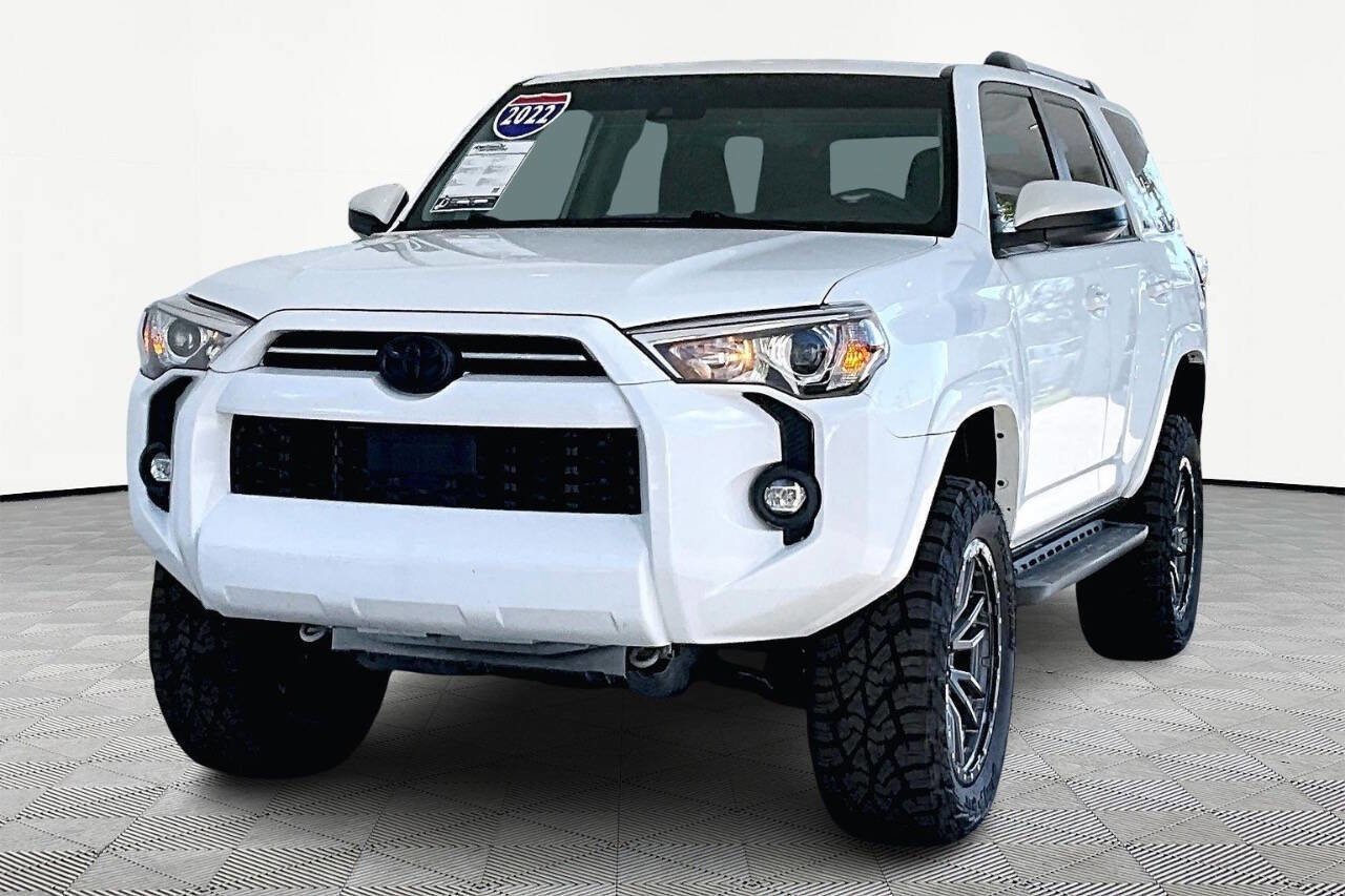 Used 2022 Toyota 4Runner SR5 w/ TRD Black Wheel Package (TMS) AWD/4WD image 1