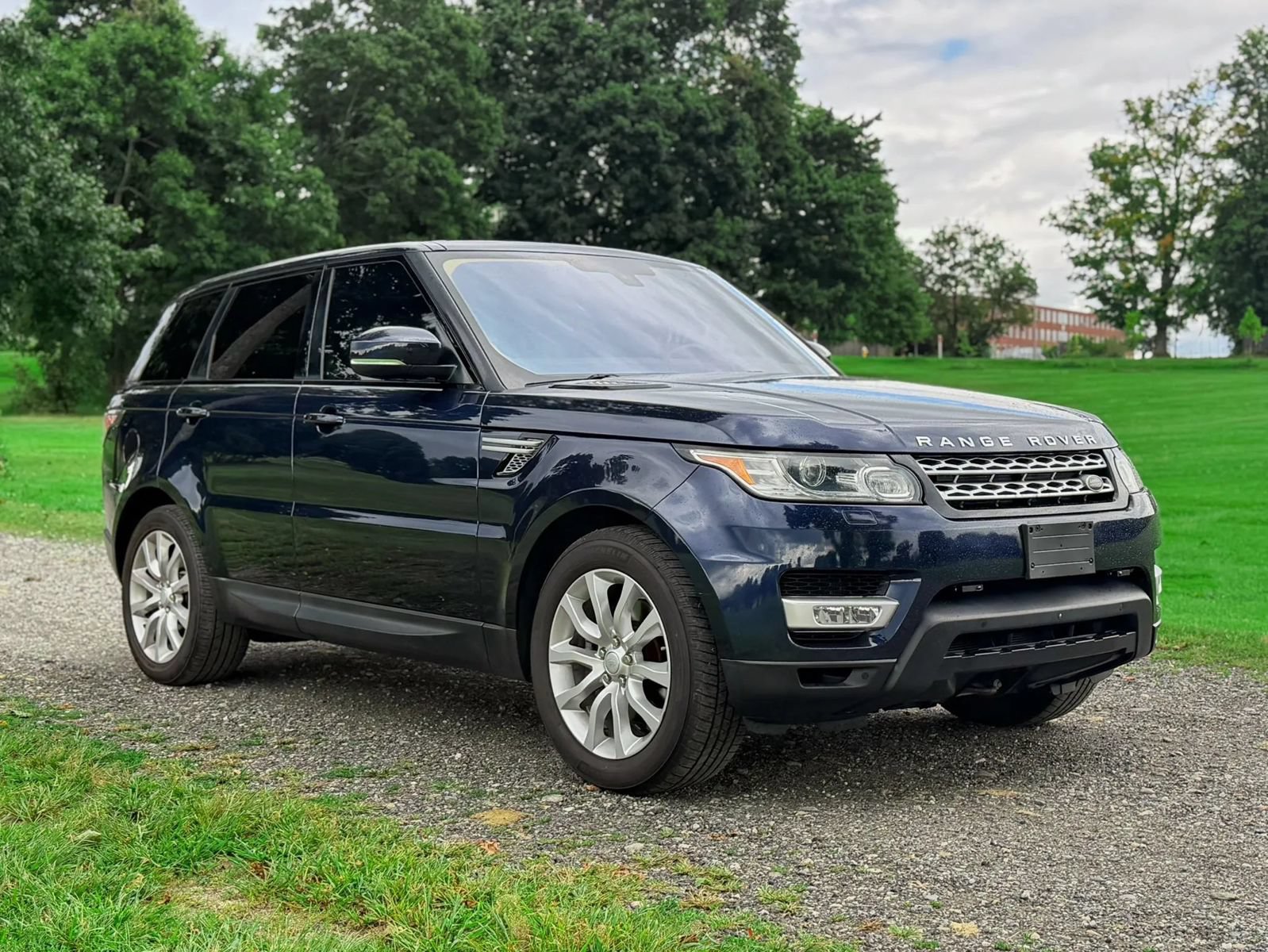 Used 2016 Land Rover Range Rover Sport HSE AWD/4WD image 10