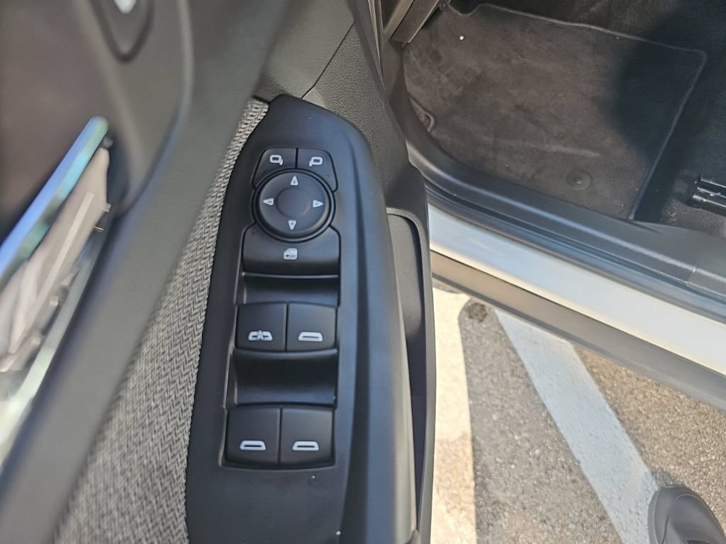 Used 2023 Chevrolet TrailBlazer LS FWD image 11