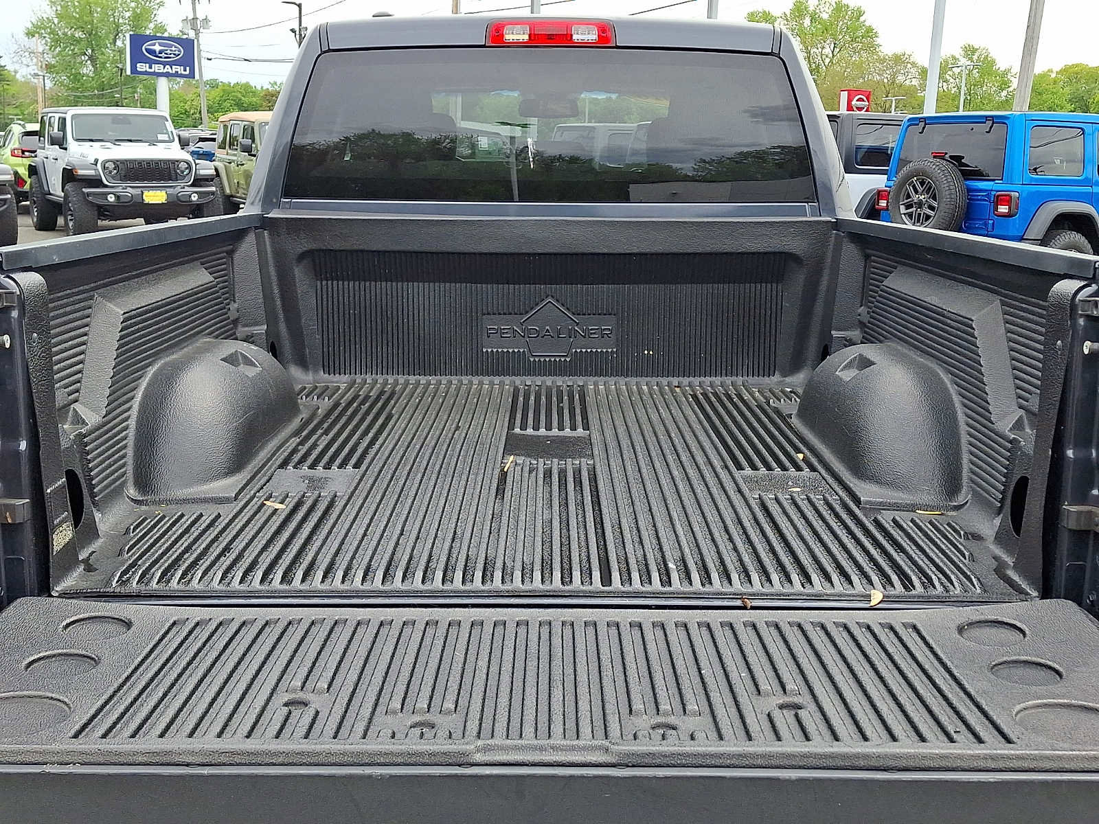 Used 2018 RAM 1500 Express AWD/4WD image 28