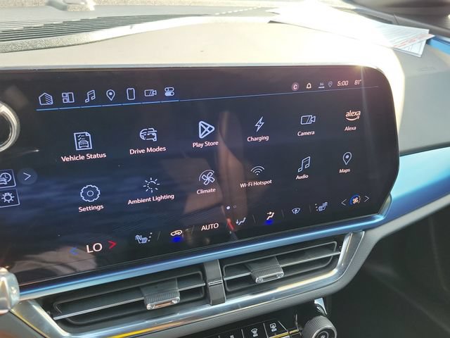 Used 2024 Chevrolet Equinox EV LT w/ LPO, Trailering Package FWD image 31