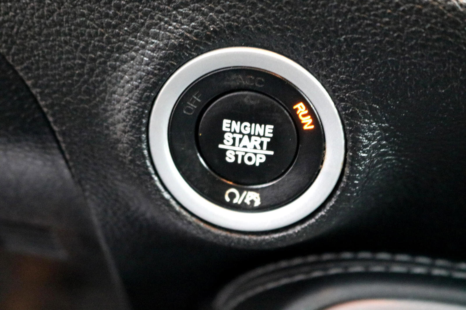 Used 2023 Dodge Challenger R/T image 28