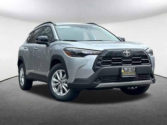 New 2026 Toyota Corolla Cross LE image 2
