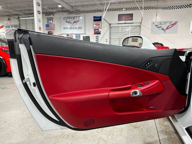 Used 2011 Chevrolet Corvette Grand Sport w/ Preferred Equipment Group RWD image 13