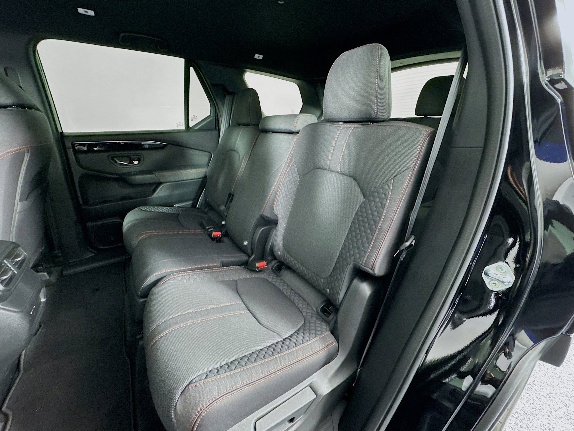 New 2025 Honda Pilot Sport image 23