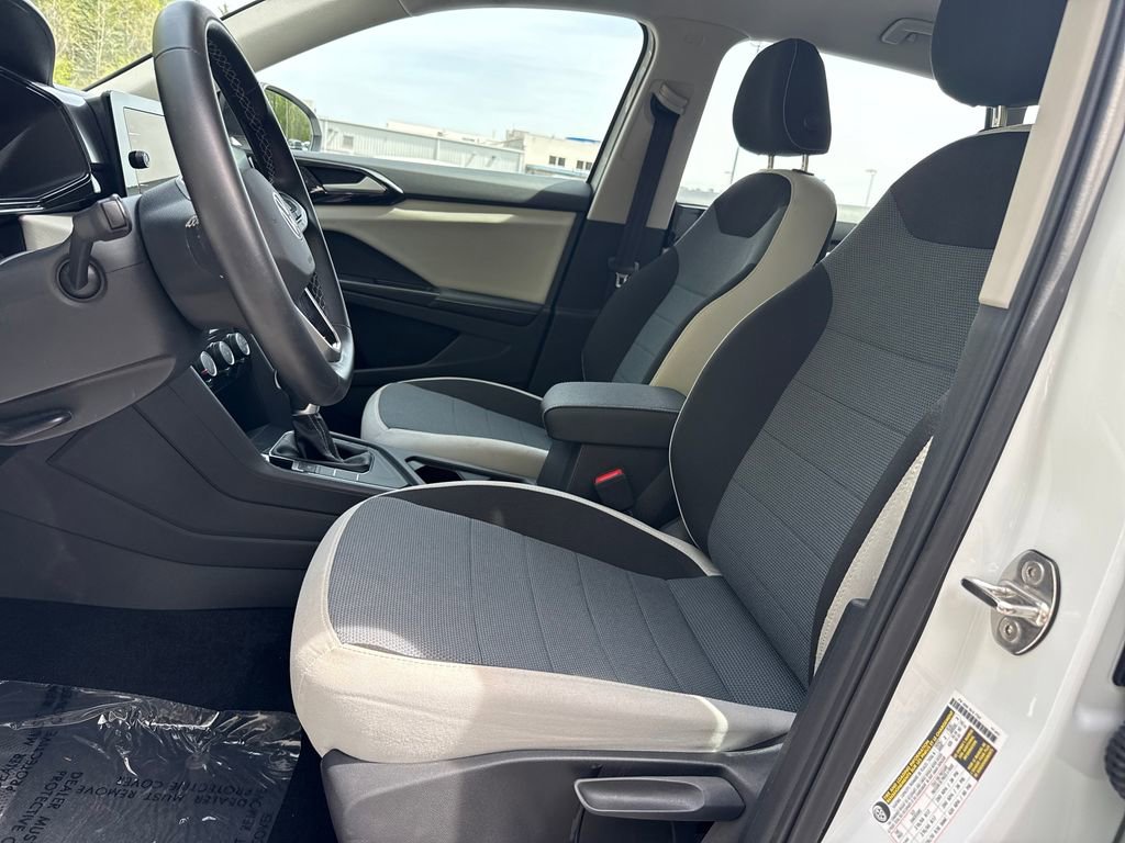 Used 2025 Volkswagen Taos S image 12